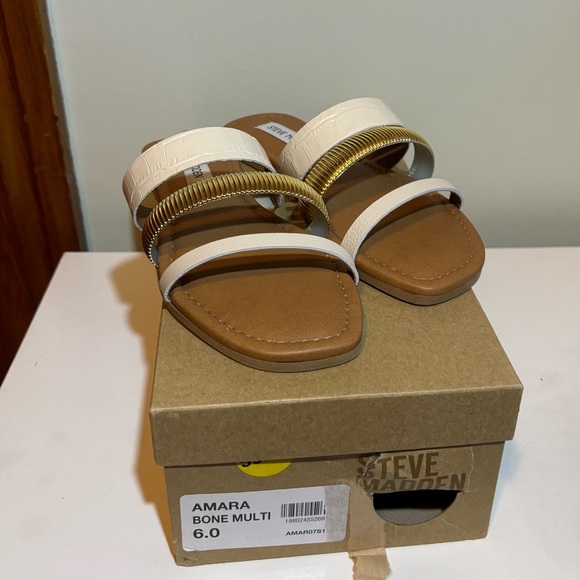 Steve Madden Amara Sandals NWT - Picture 4 of 4